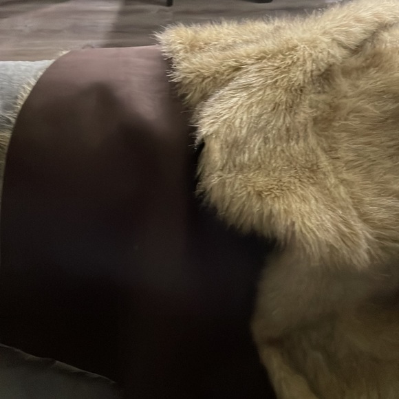 Veratex Faux Fur Throw/Rug - Picture 3 of 6